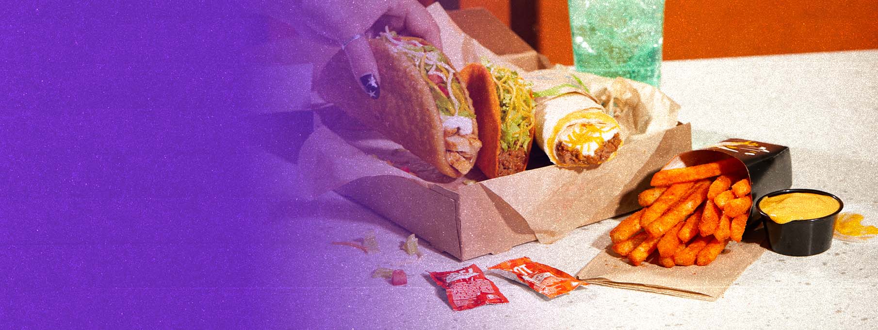 Mundinho Bacon Fries Burrito on X: Agora ficou ainda mais fácil pedir seu  delivery de Taco Bell. Baixe o app ou acesse pelo   para conferir nossas ofertas exclusivas. Veja quais lojas