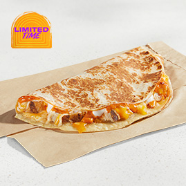 Sriracha Chicken Crunchadilla